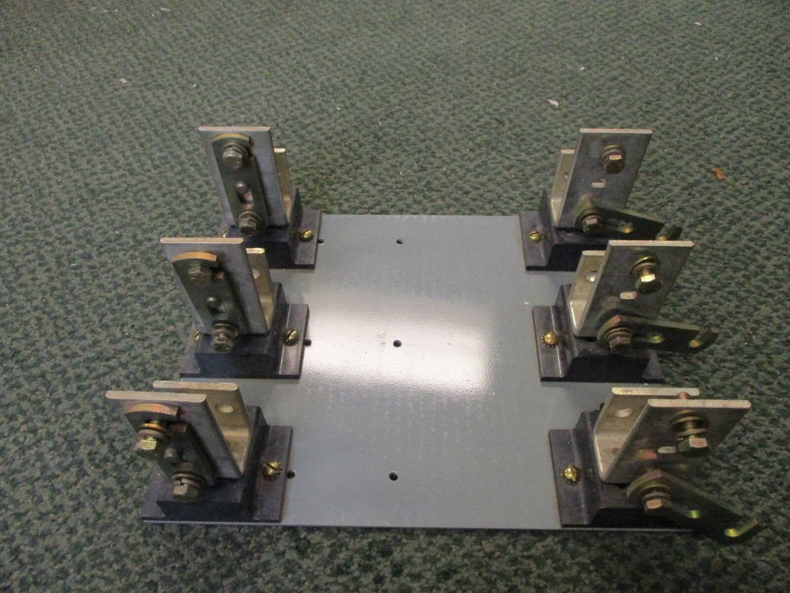 Fuse Block 600V 400A 3P Used