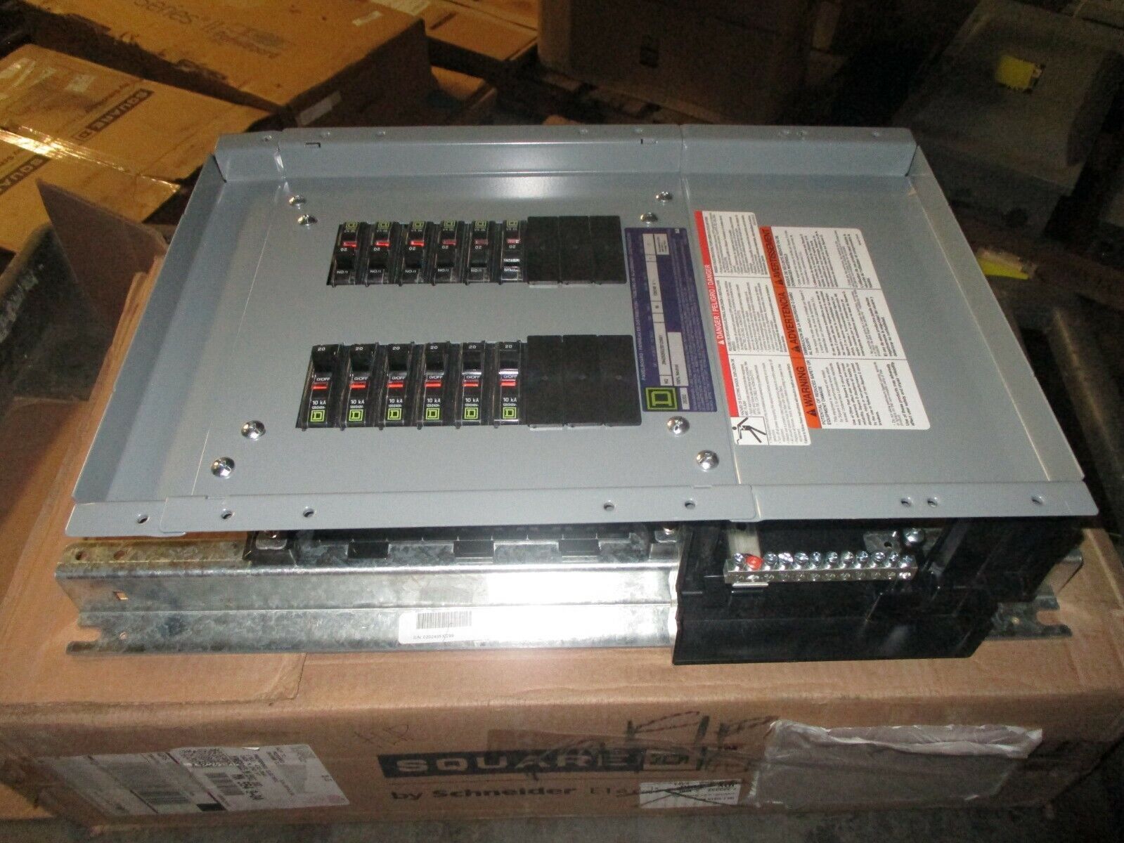 Square D Breaker Panel Interior w/Cover & Box NQ29429265250120001/NC26SHR/MH26BE