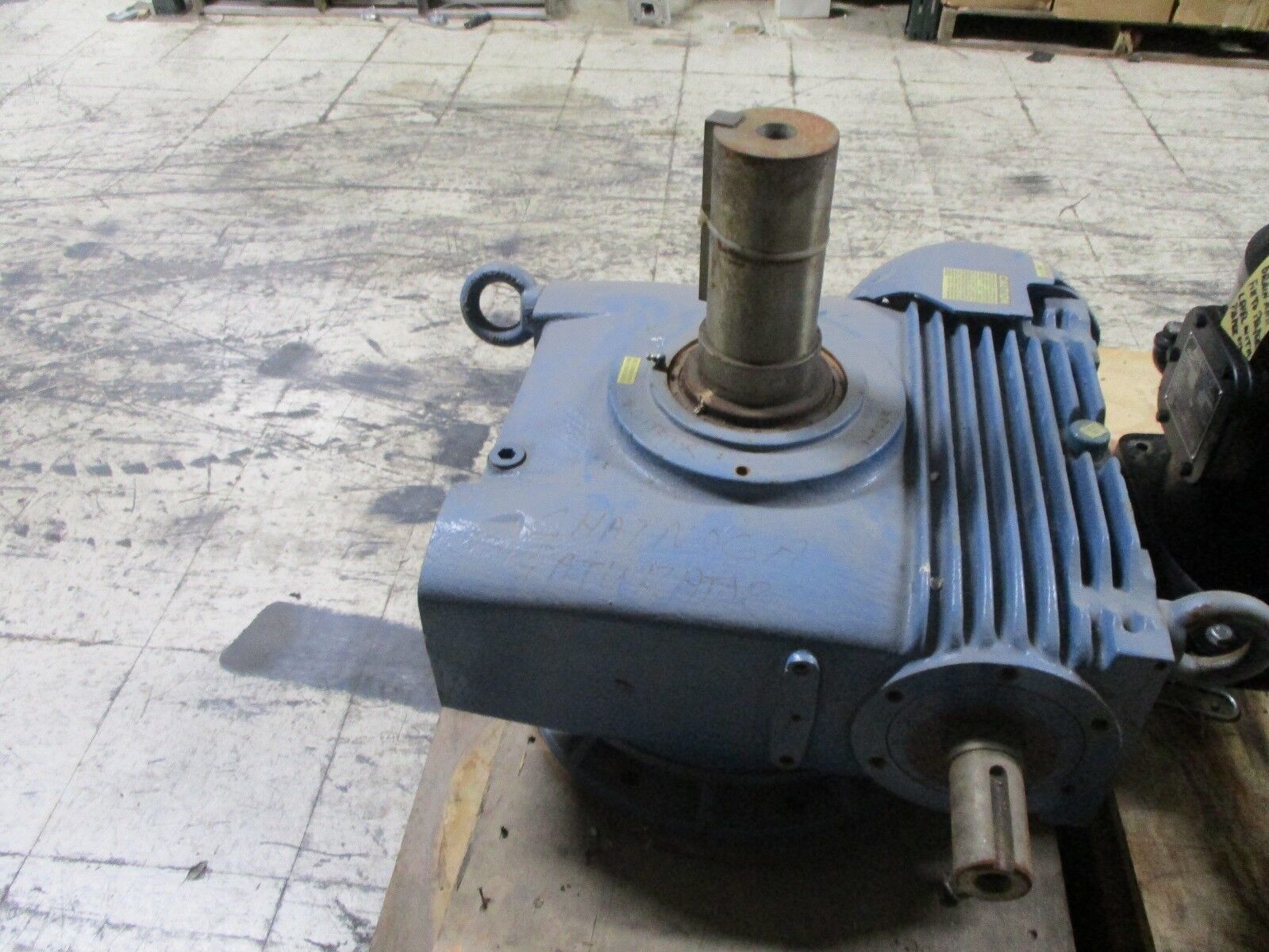 Cone Drive Reducer A2003SR-VRB Ratio 7.5:1 1750RPM In Used