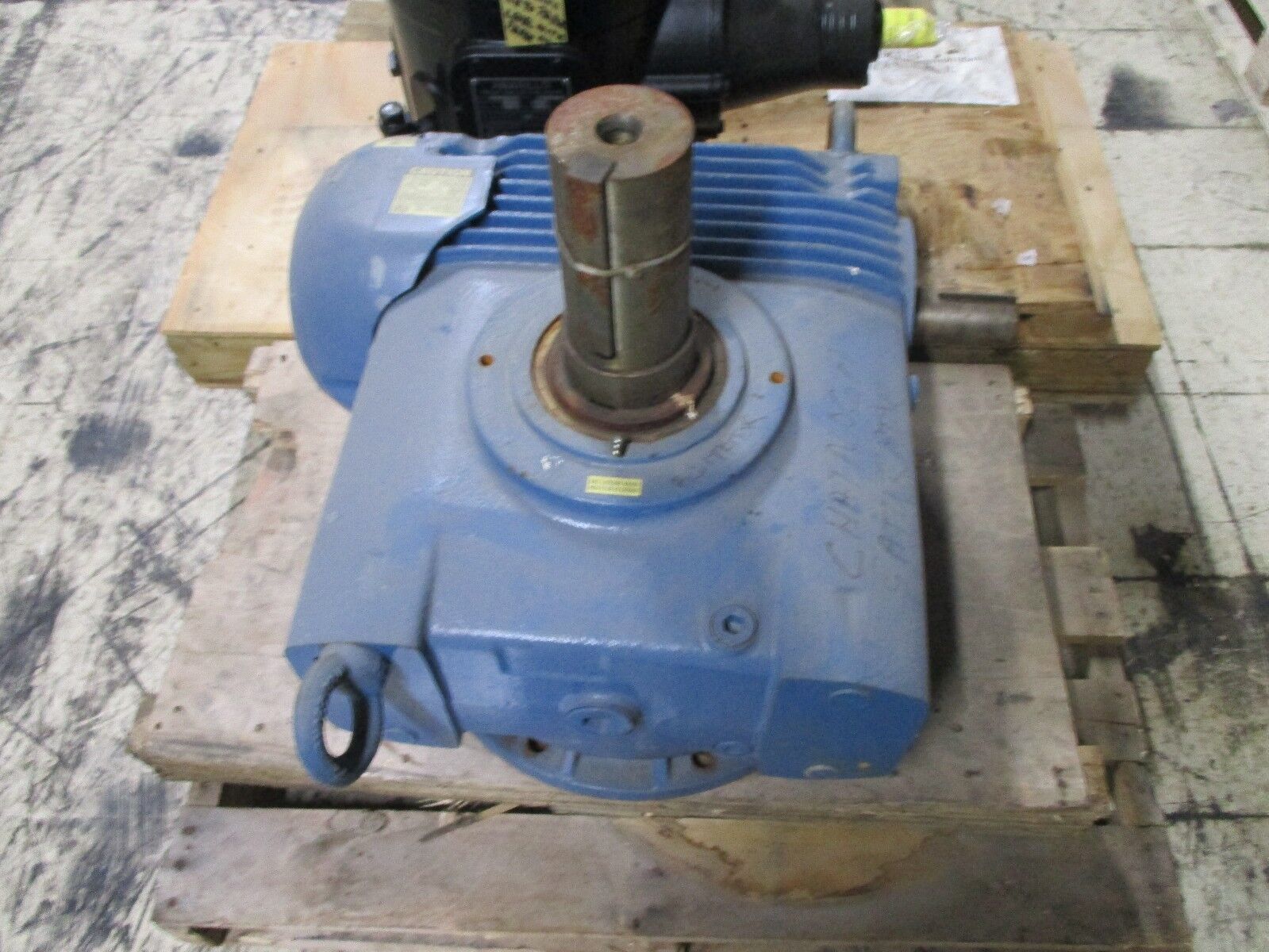 Cone Drive Reducer A2003SR-VRB Ratio 7.5:1 1750RPM In Used