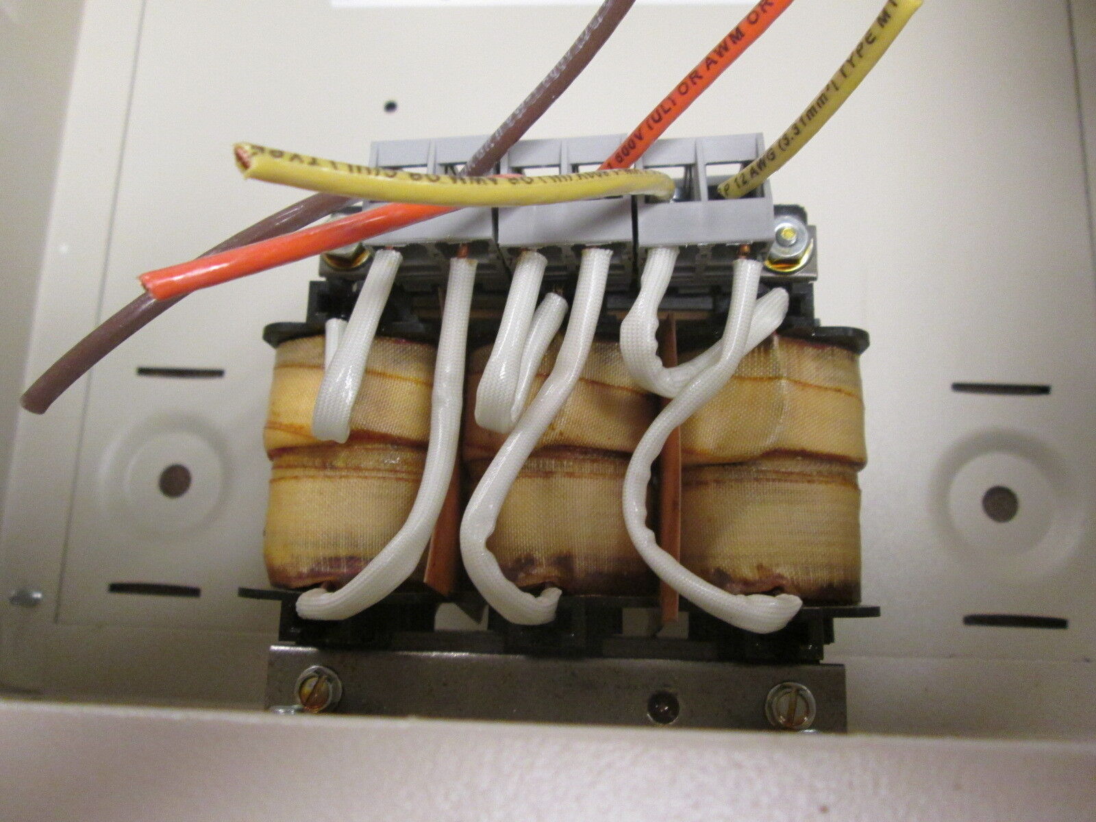 TCI KDRUL Drive Reactor KDRULA4HE01 Motor Amps: 11 3Ph 50/60Hz 600V 12A Used