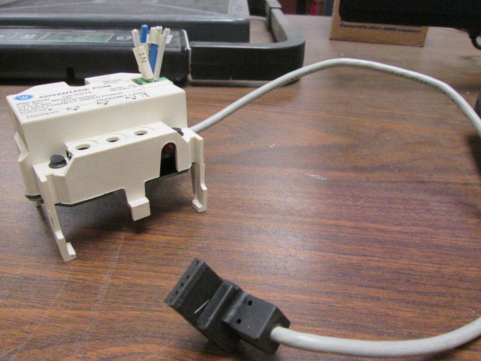 Cutler-Hammer Advantage PONI 2D79735G04 WPONI 120v 50/60Hz Model B