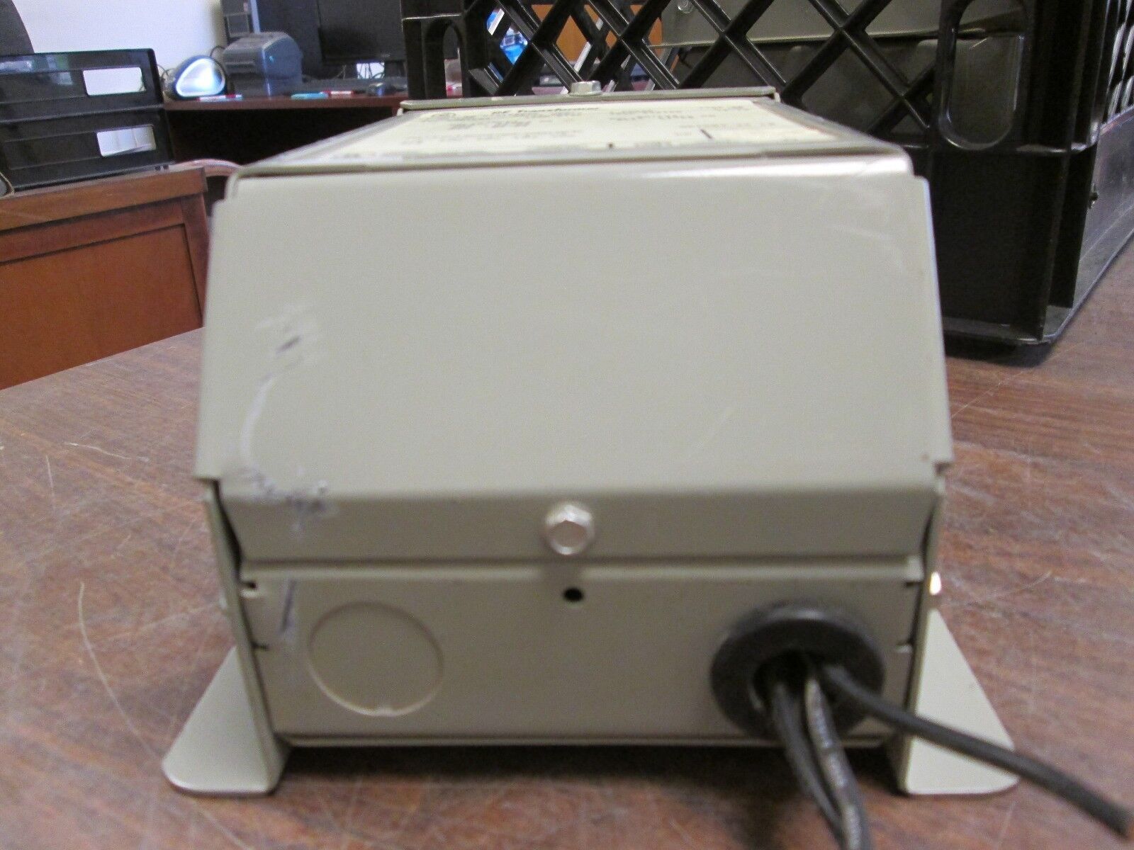 GE Transformer 9T51B5605 1.20KVA Input: 218/230/242 Output: 270V 1Ph Used