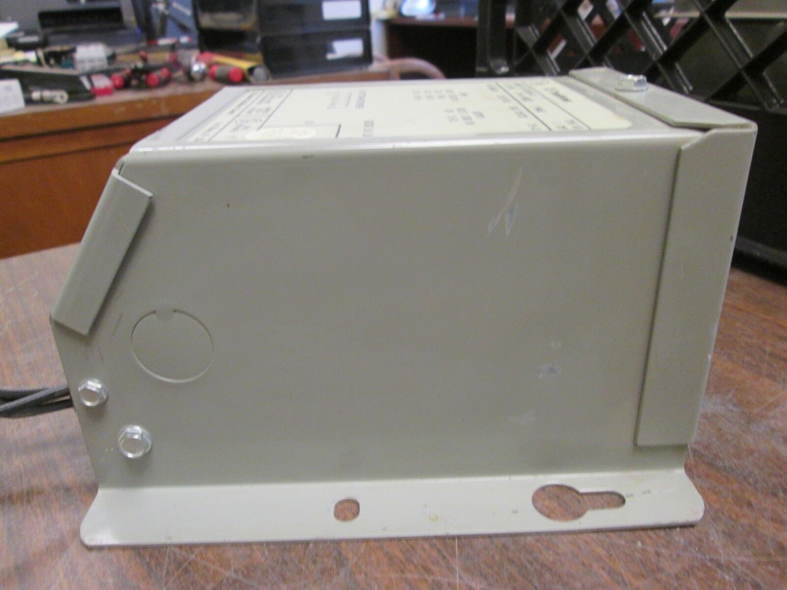 GE Transformer 9T51B5605 1.20KVA Input: 218/230/242 Output: 270V 1Ph Used