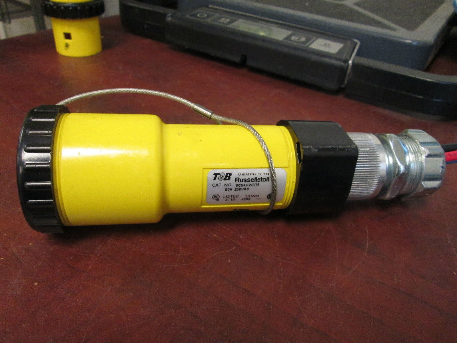 Russellstoll Connector 9C54U2T/C75 50A 250VAC 4W With Cap Used