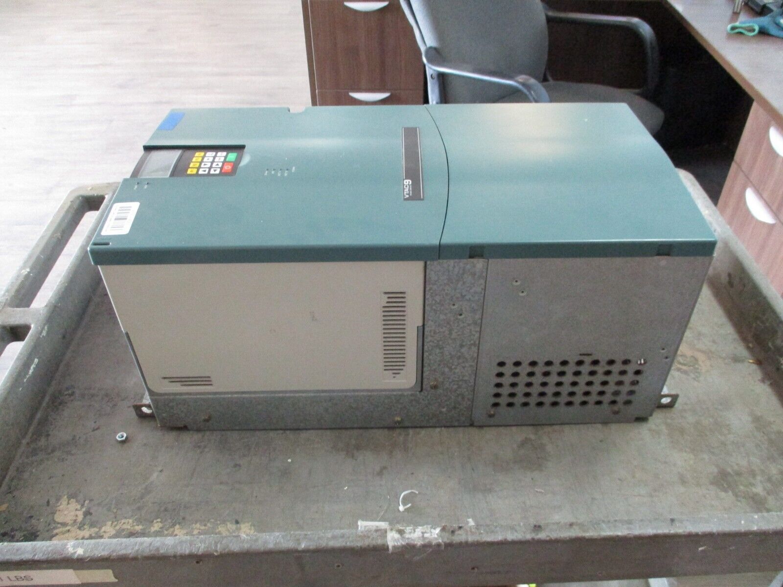 Rockwell Automation VTAC9 AC Drive 9VT401-096HNANA 75HP 3Ph w/ Keypad Used