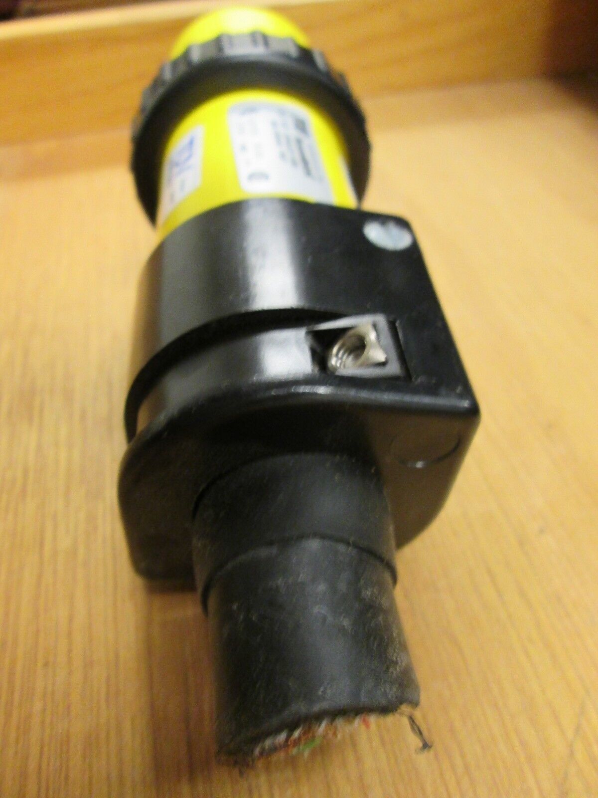 Russellstoll Plug 9P5U2T/1000 50A 250V 4W Used