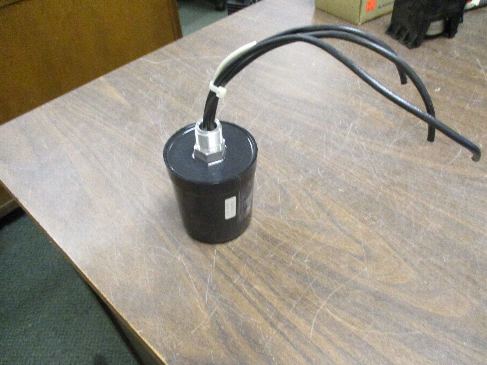 Cutler-Hammer Secondary Surge Arrester CHSA03 MCOV 600VAC Used