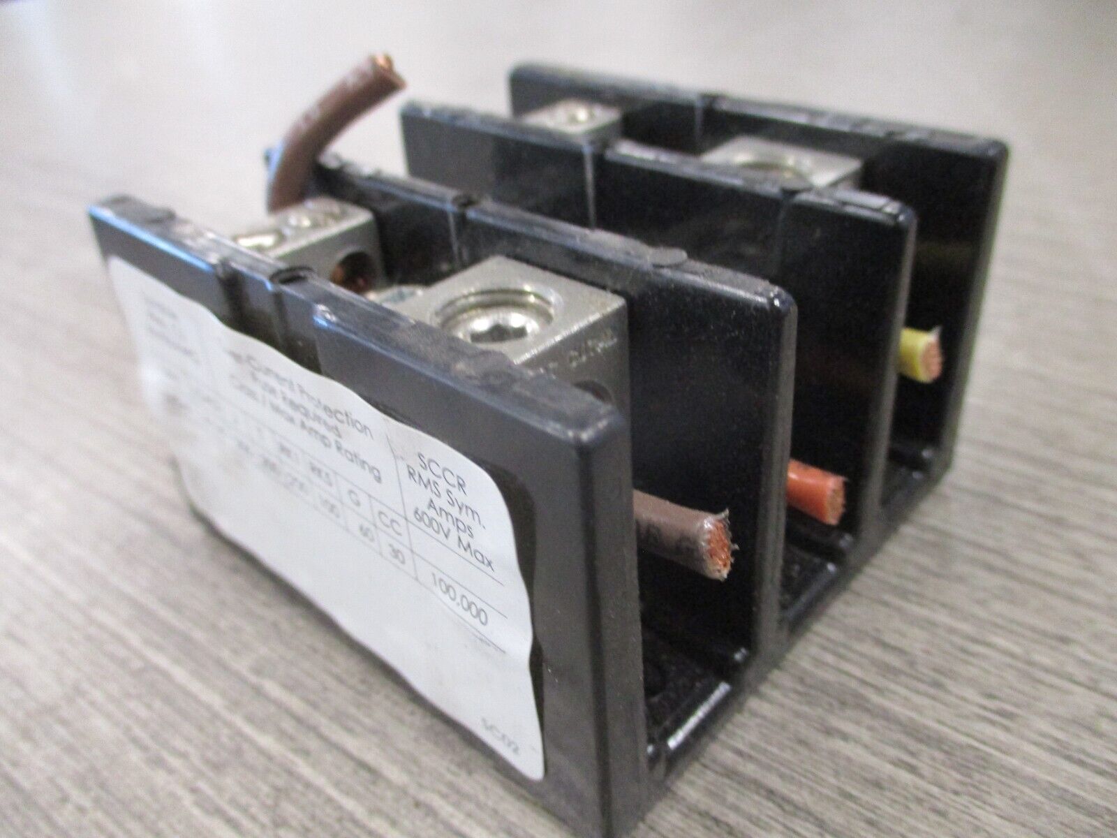 Marathon Power Distribution Block 1423570 2 175A 600V 3P Used