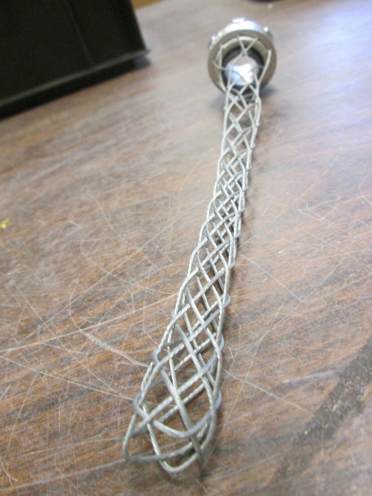 Hubbell Kellems Grip 073-03-1203 Lot of 3 size .54-.73 Used