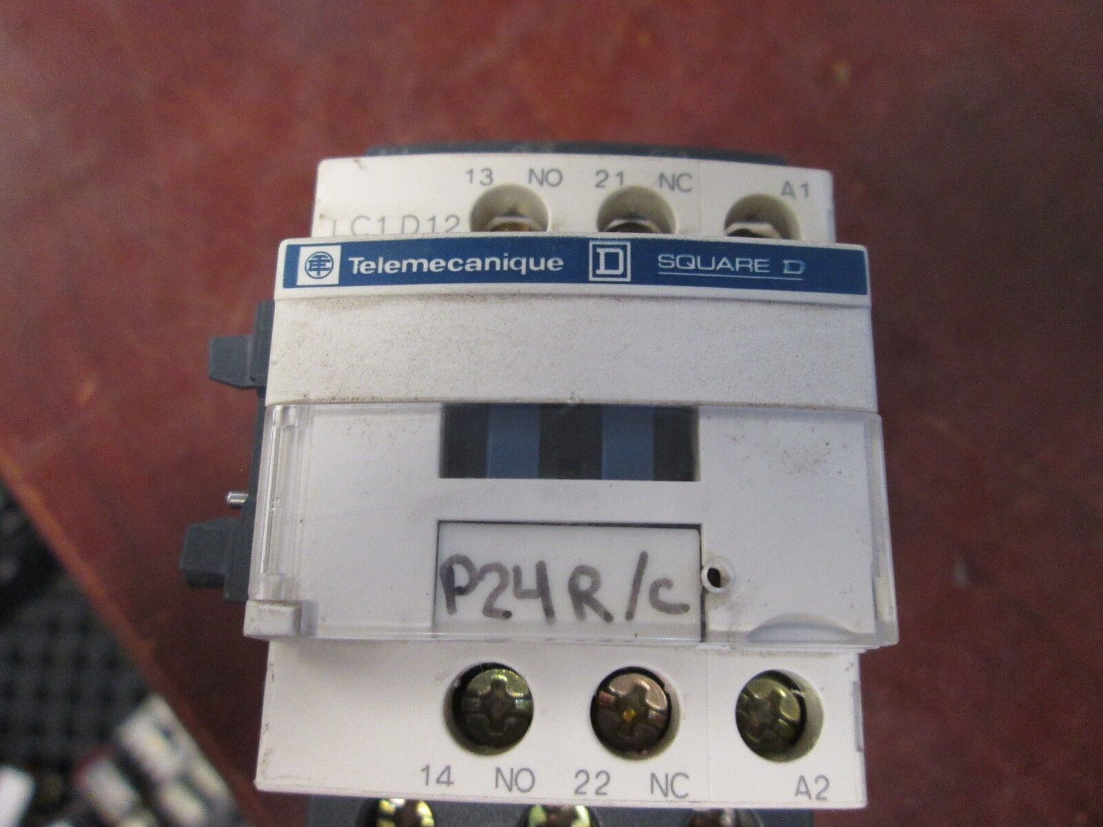 Telemecanique Contactor LC2D12 25A 600V Used