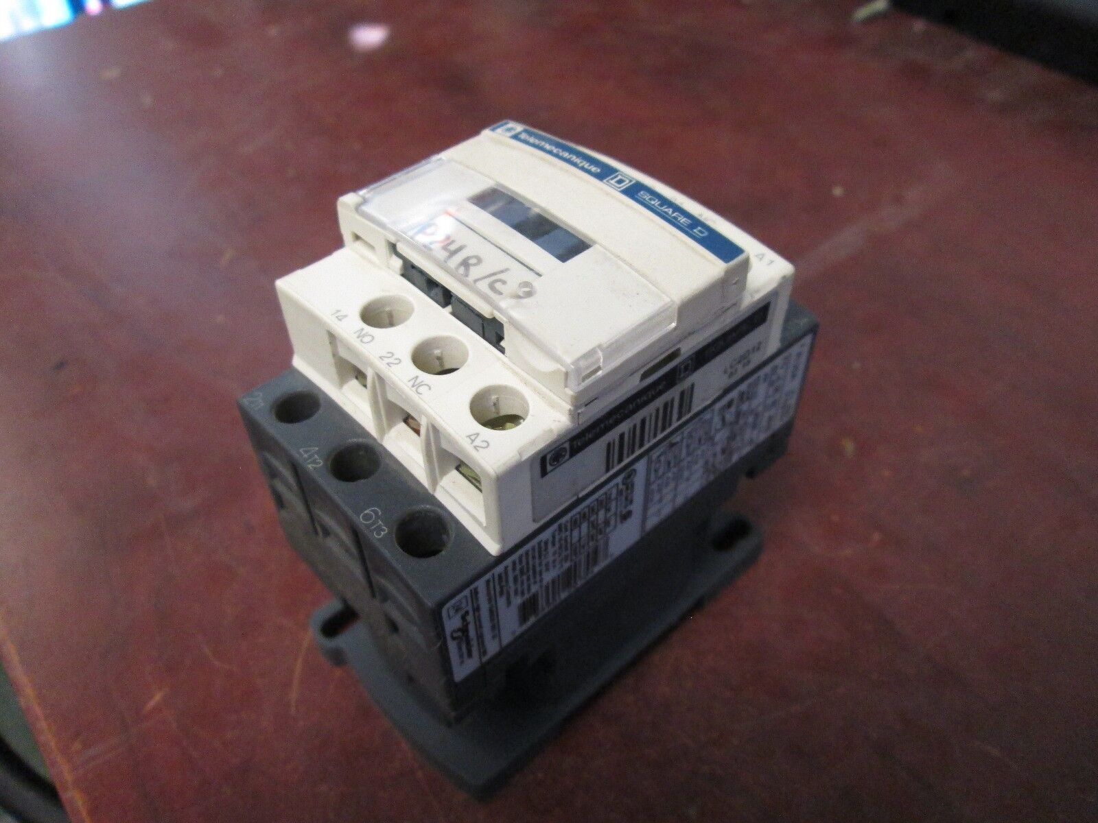 Telemecanique Contactor LC2D12 25A 600V Used