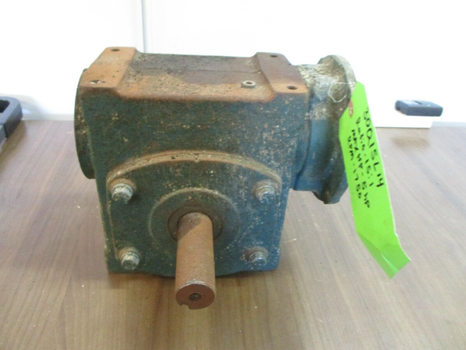 Dodge Tigear 2 Reducer 30Q15L14 Ratio: 15:1 5 HP In 2371 LB-In Torque Out Used