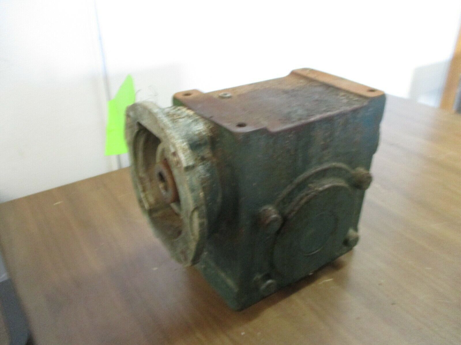 Dodge Tigear 2 Reducer 30Q15L14 Ratio: 15:1 5 HP In 2371 LB-In Torque Out Used