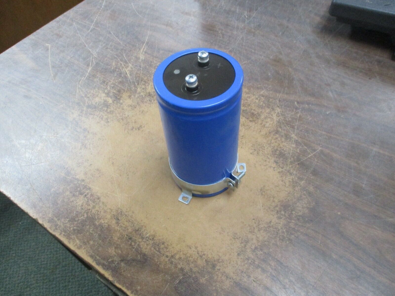 Philips Capacitor 3186GH242T450APA8 2400UF 450VDC Used