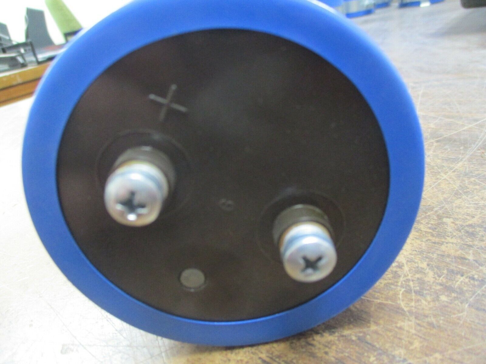 Philips Capacitor 3186GH242T450APA8 2400UF 450VDC Used