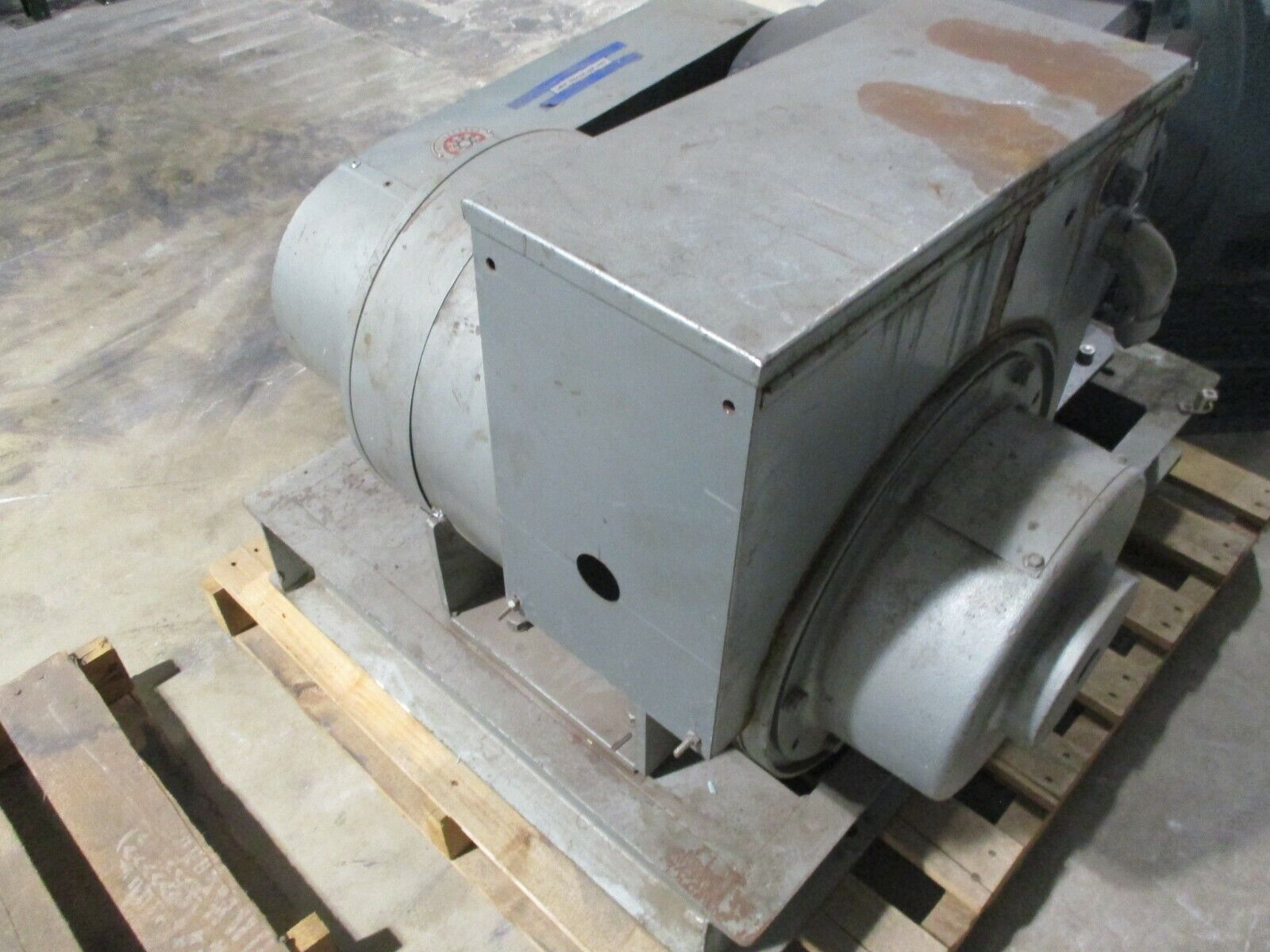 Georator No Brush Generator 37-192 25KVA 40Hz Used