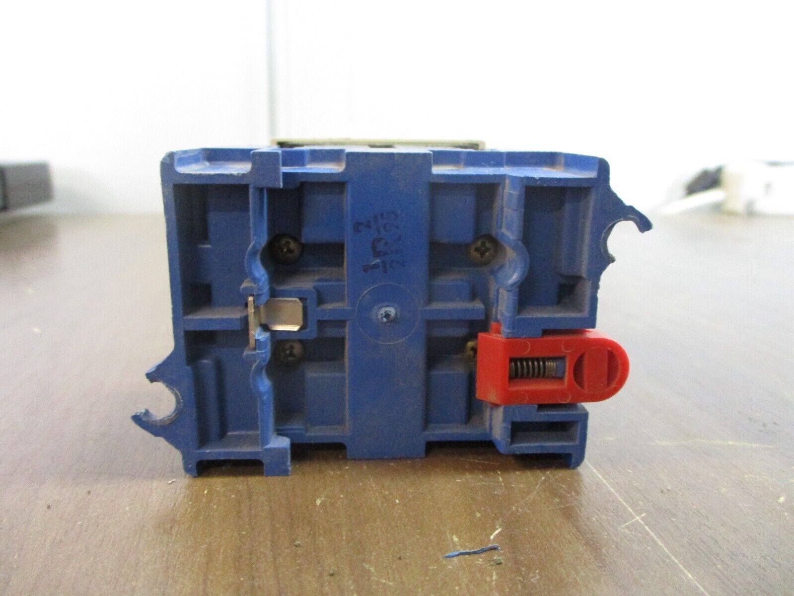 Kraus & Naimer KG41 Selector Switch K300 30A 600V *(2) Broken Mounting Feet*