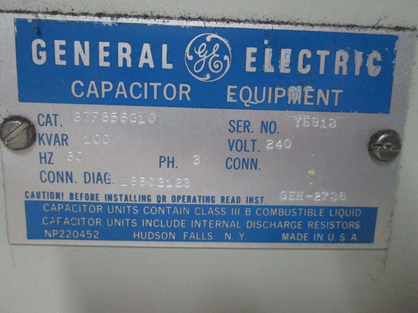 GE Capacitor 37F656G10 100 KVAR 240V 60Hz 3Ph Used