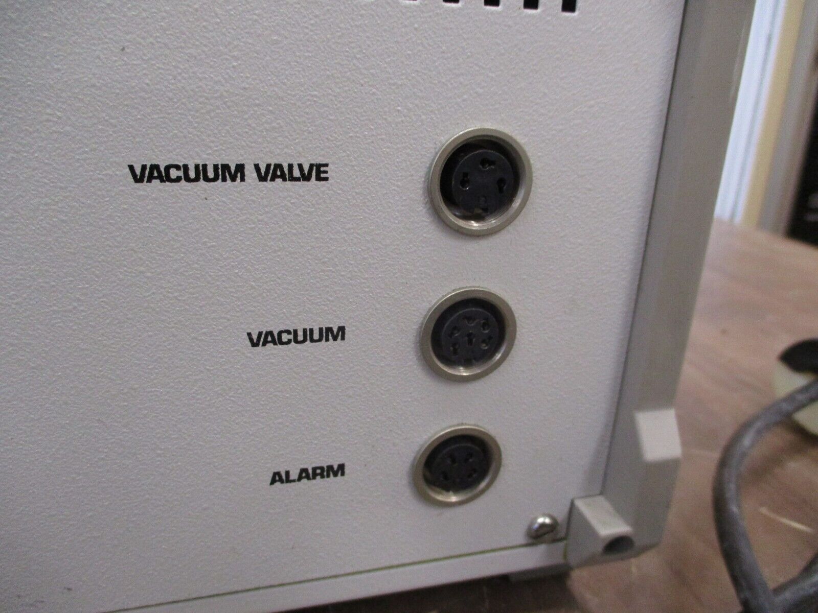 Fischer Vacuum Control 0180-0100-00 V 100 200W 115V 60Hz Used