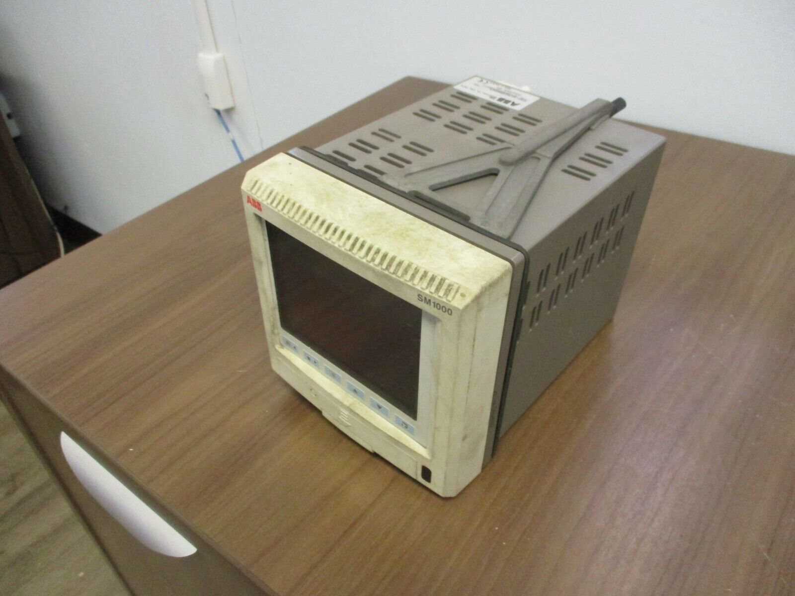 ABB ScreenMaster 1000 SM1012S/B03/00E0/22/STD Used