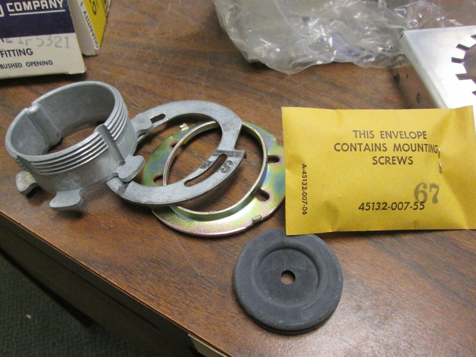 Square D Service Fitting G2-LA (1) 3/4" Bushed Opening New Surplus