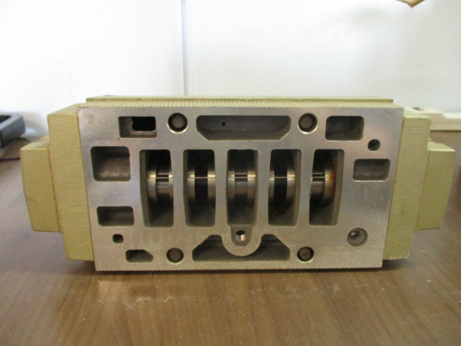 Ross Valve W7056A8332 2-10 bar New Surplus