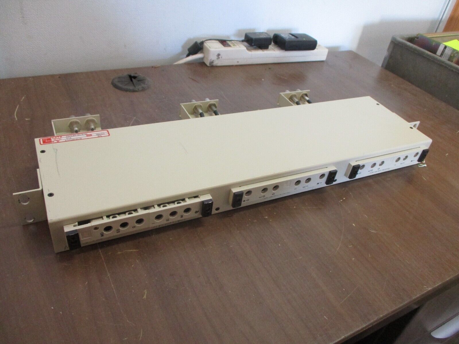 ADC Horizontal Chassis DSX4H-3H-ICM Used