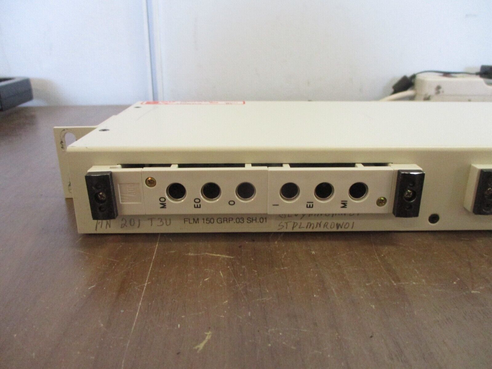 ADC Horizontal Chassis DSX4H-3H-ICM Used