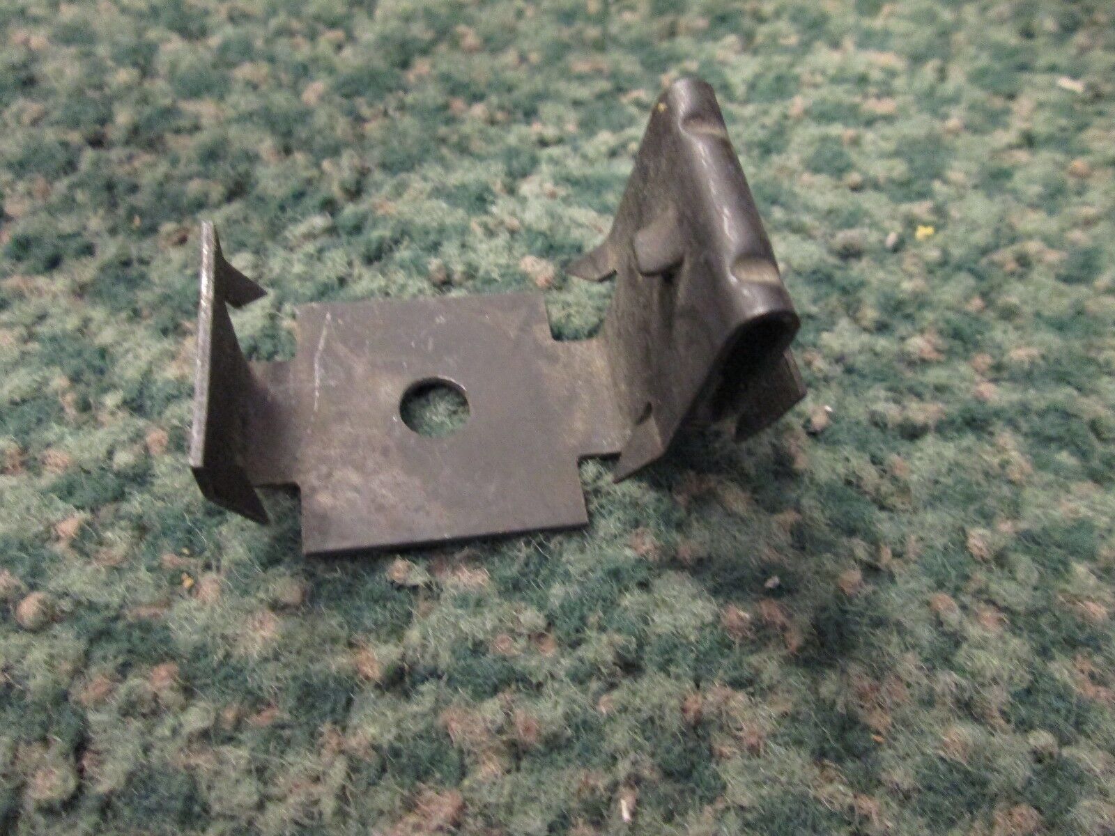 Caddy Metal Stud Fastener MSF *Approx 180* New Surplus