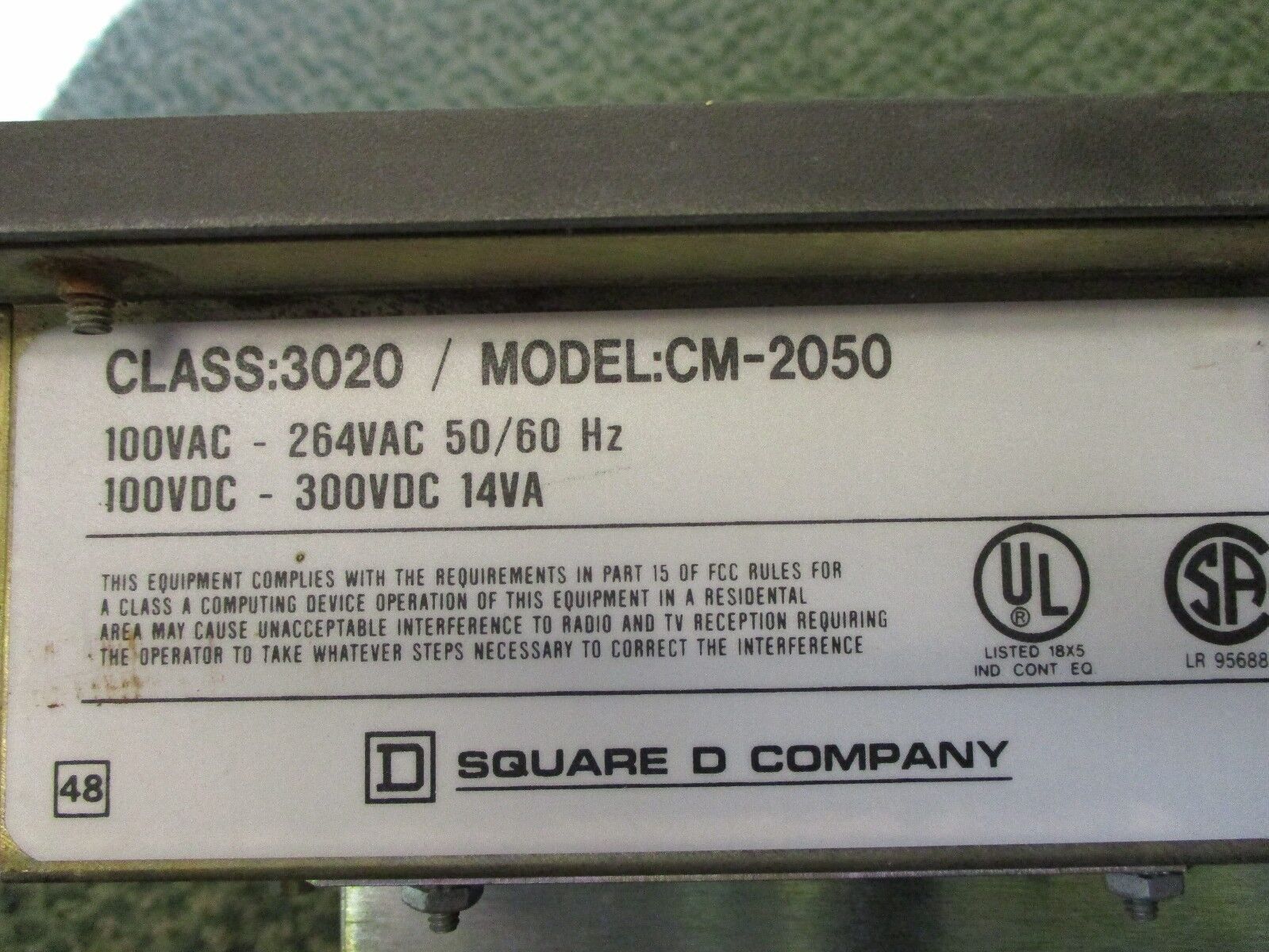 Square D Power Logic Circuit Monitor 3020 CM-2050 w/ 3020 IOM-4444-20 Module
