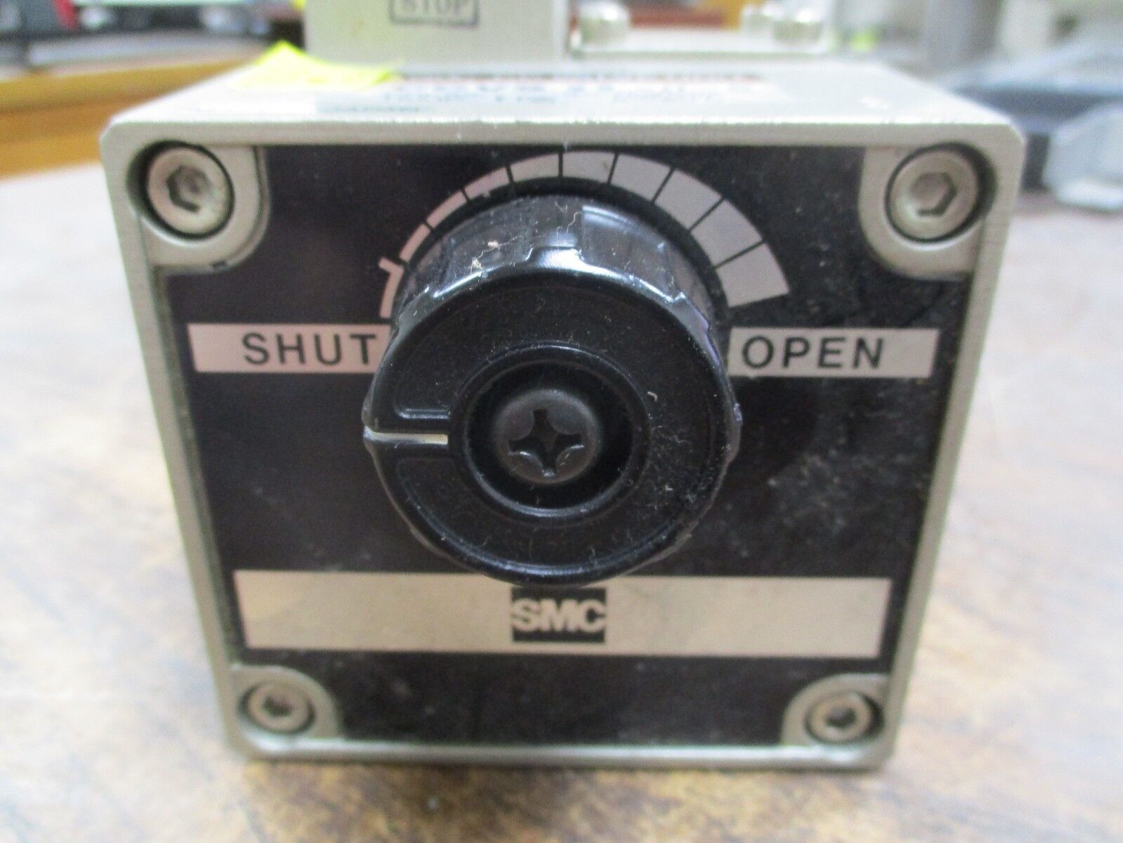 SMC CC Valve Unit CCVS 22-0-S 3-7kgf/cm² 5-50°C Used