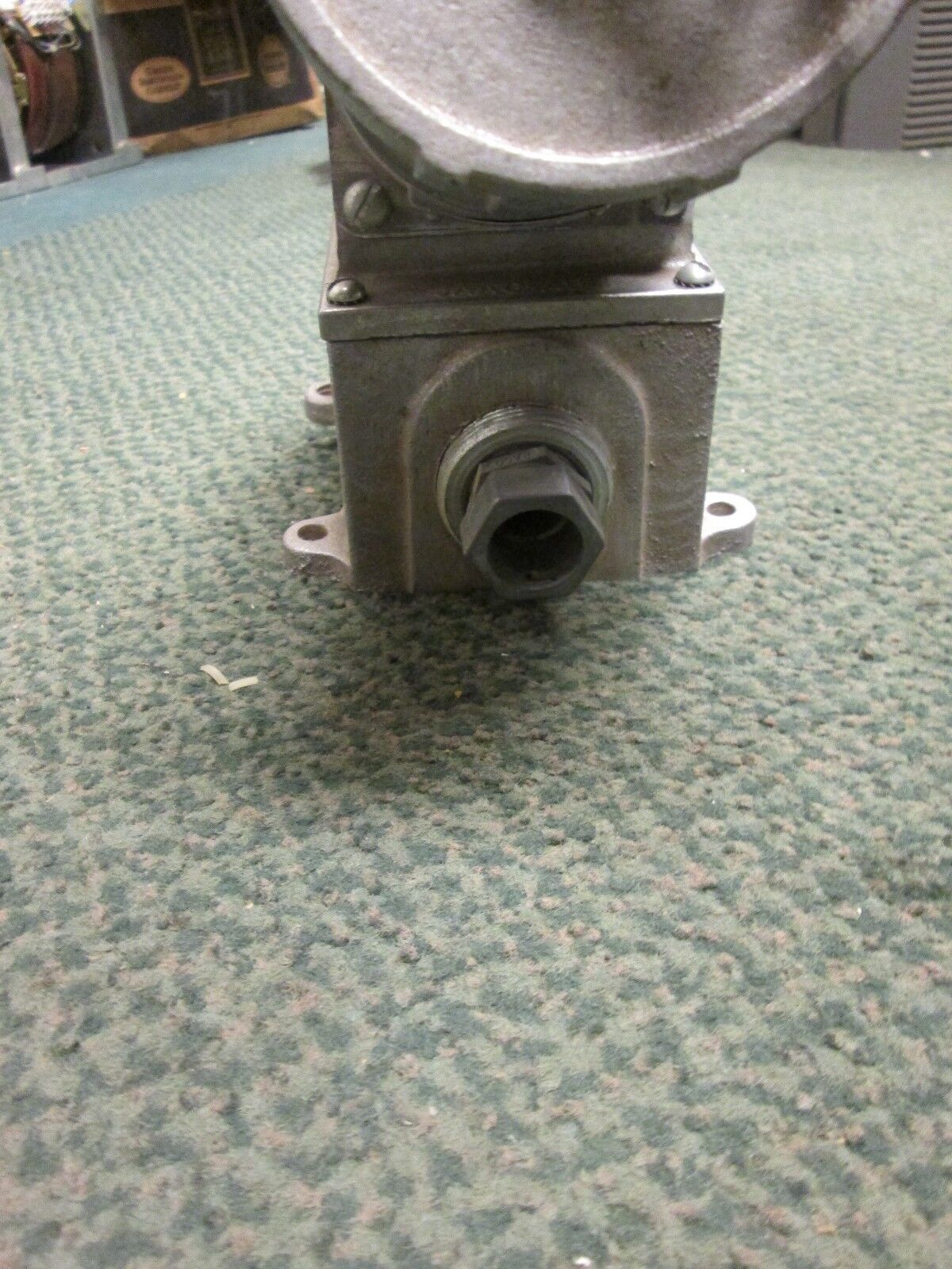 Russellstoll Receptacle w/ Base 7324 60A 600V 4W Used