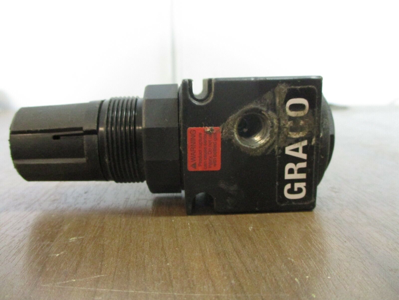 Graco Regulator 110341 Ser. I07 Used