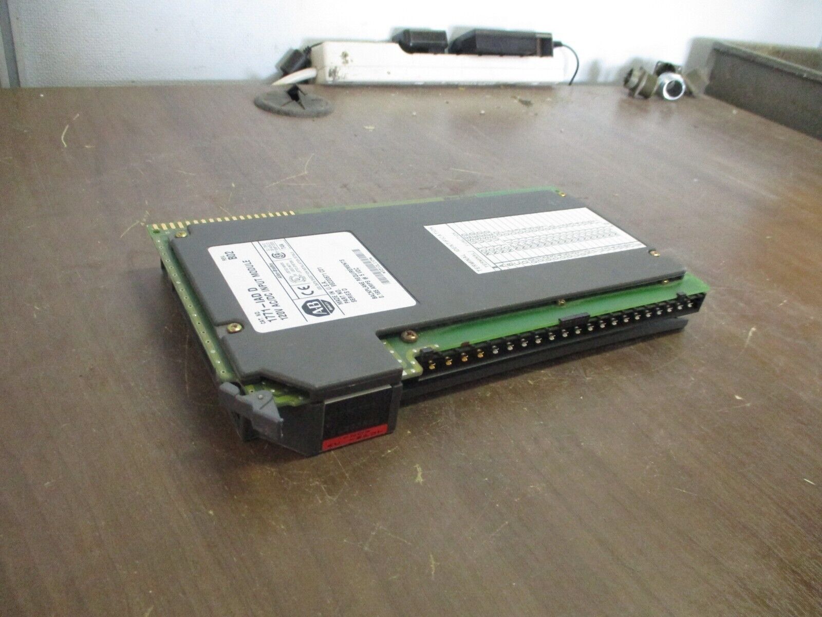 Allen-Bradley AC/DC Input Module 1771-IAD/D Rev. B02 120V *No Terminal* Used
