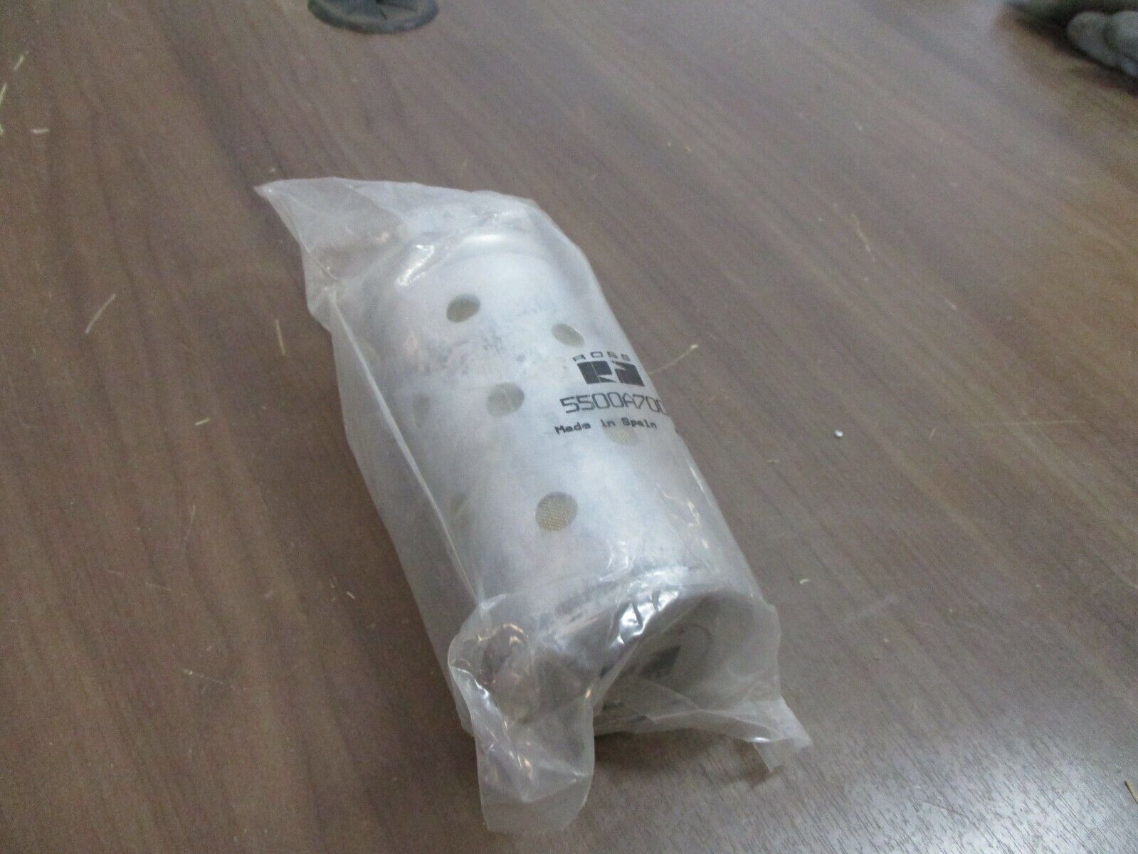 Ross Pneumatic Muffler 5500A7001 New Surplus