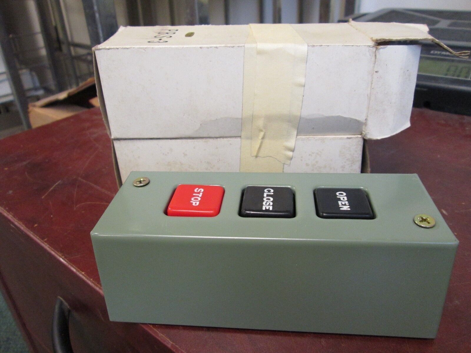 MMTC Push Button Enclosure PBS-3 5A 240V *Lot of 2* New Surplus