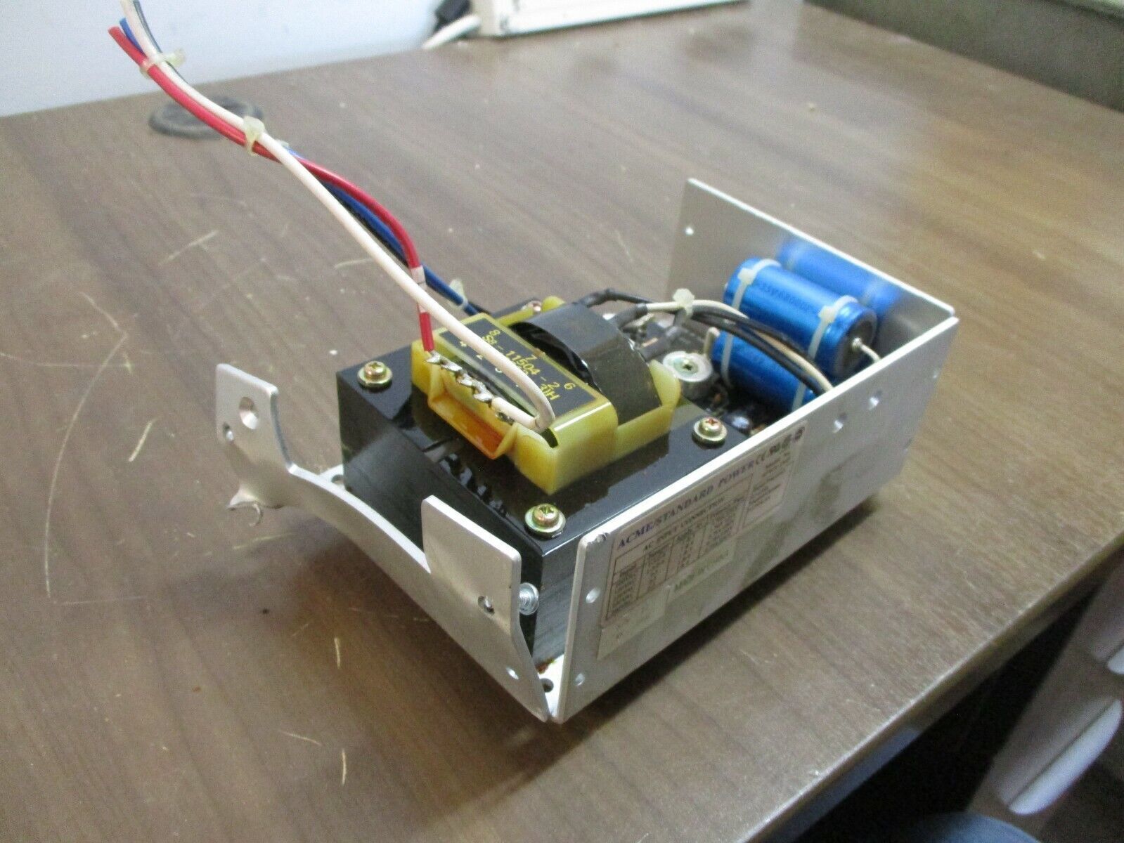 Acme / Standard Power Power Supply SPWS-1545 Input: 100-240V 47-63Hz *Bent Base*