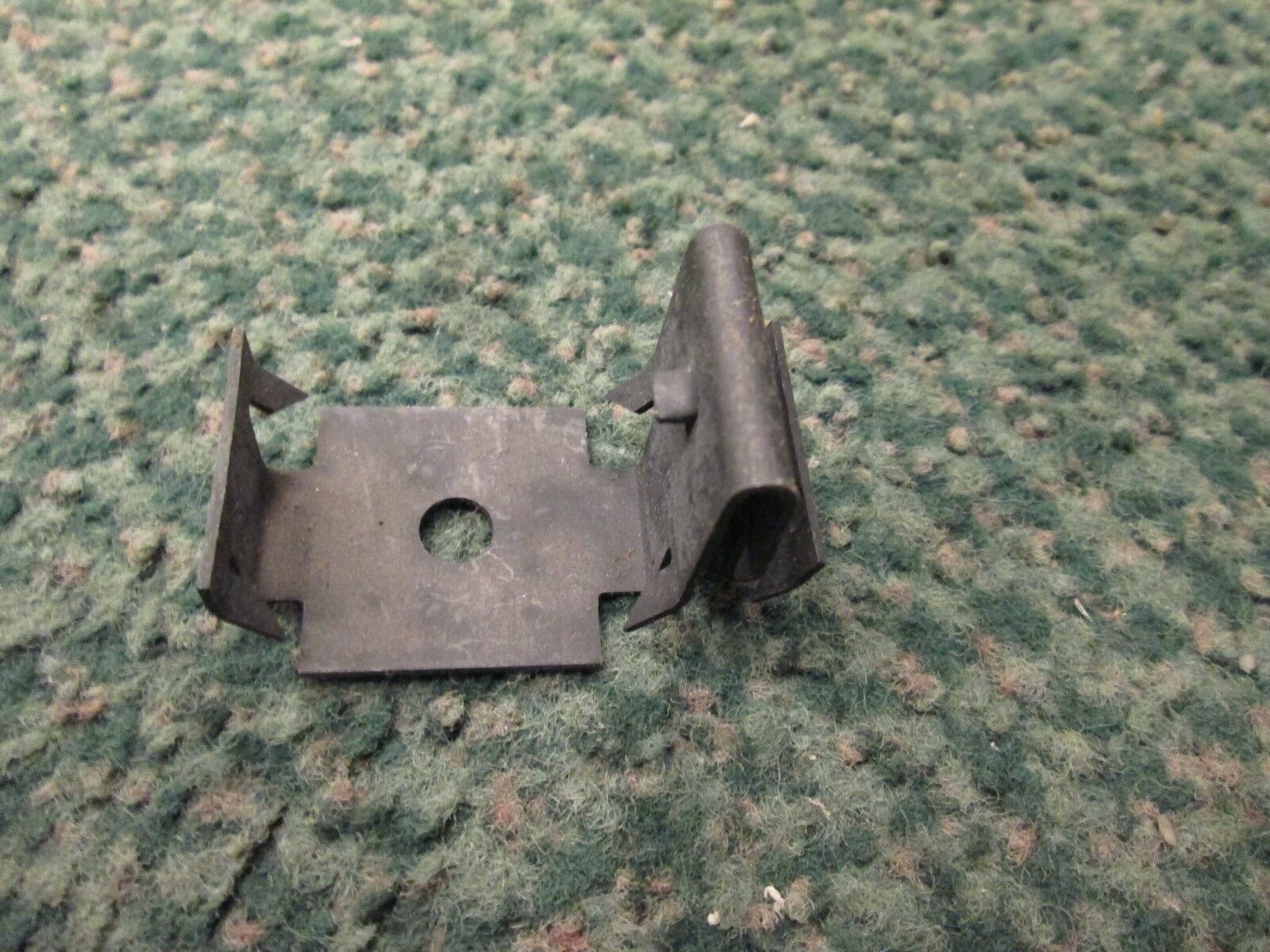 Caddy Metal Stud Fastener MSF *Approx 95* New Surplus