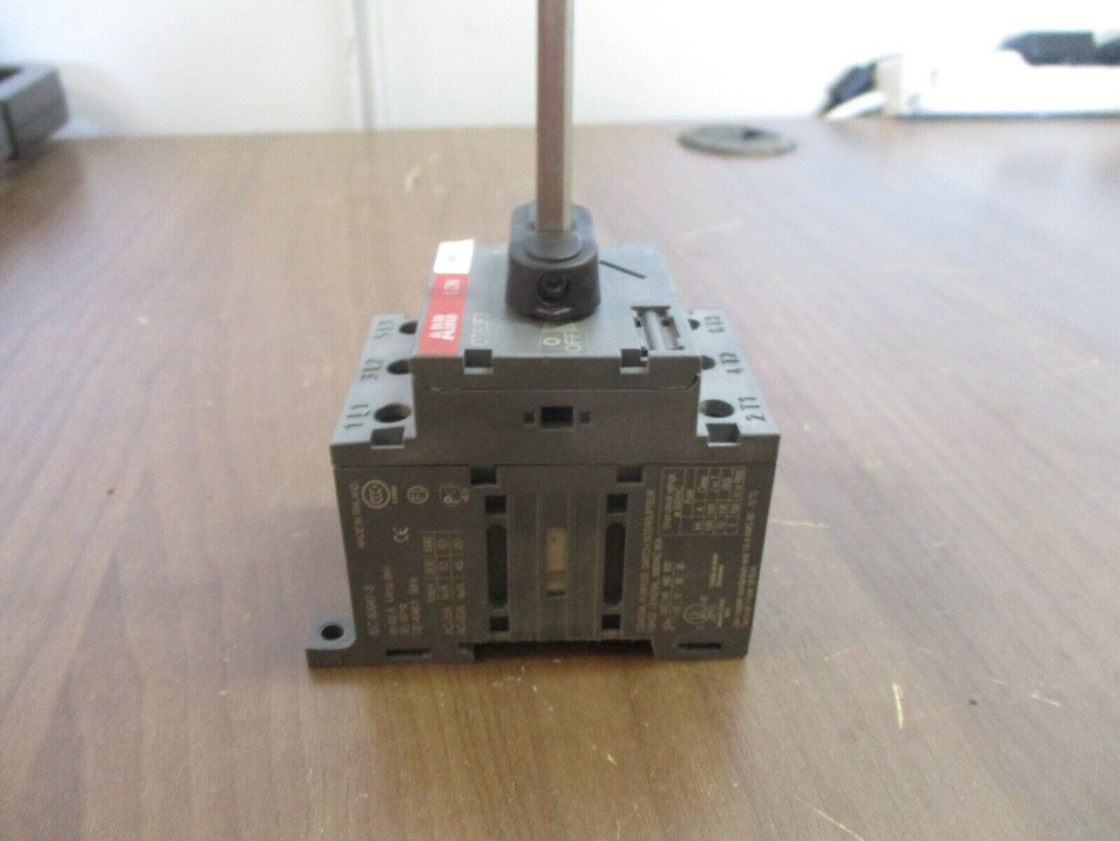 ABB Disconnect Switch OT63F3 60A 600V *No Handle* *Broken DIN Rail Mount* Used