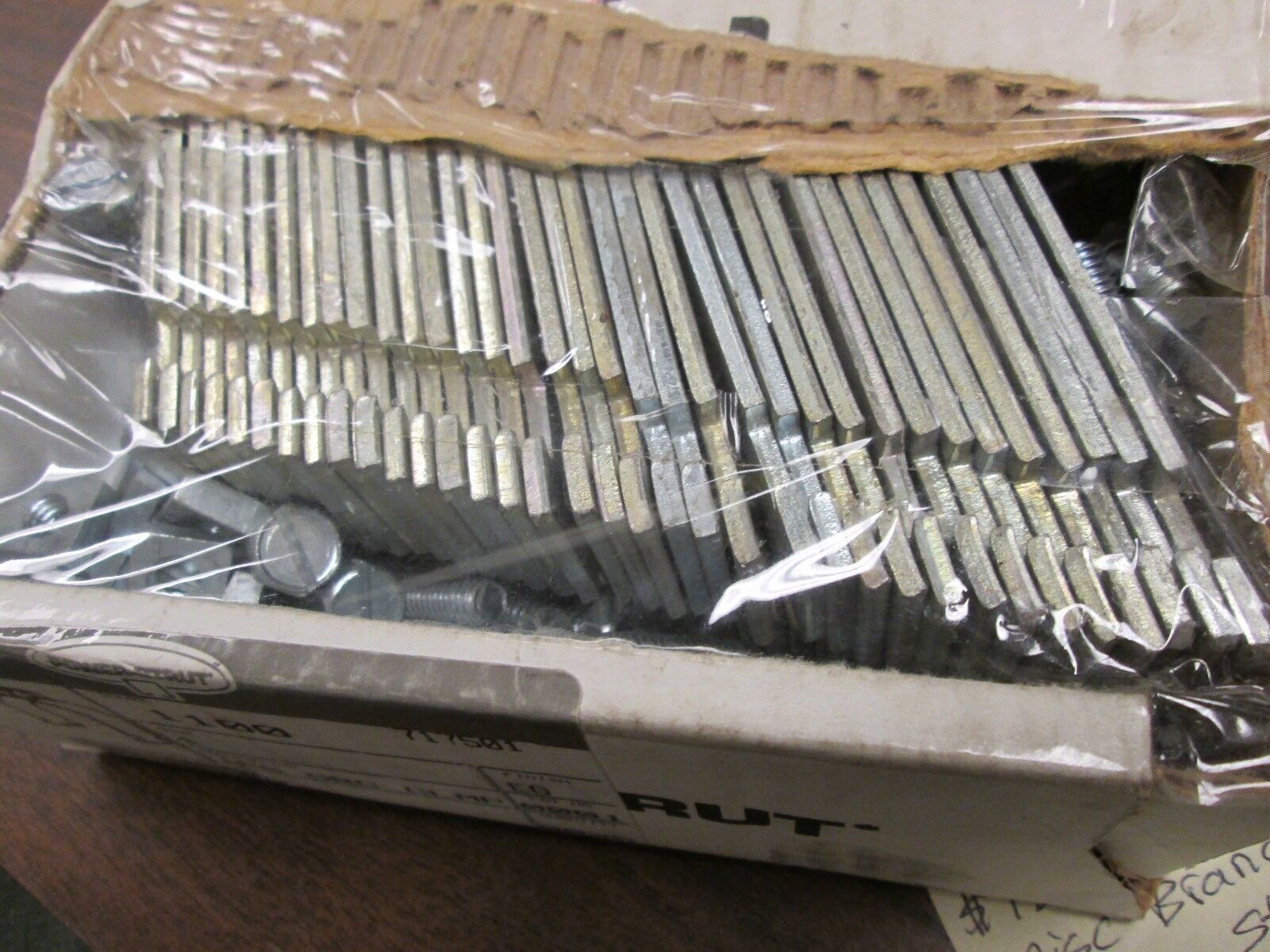 2 Piece Strut Strap Size 4" Lot of 40 Pcs New Surplus