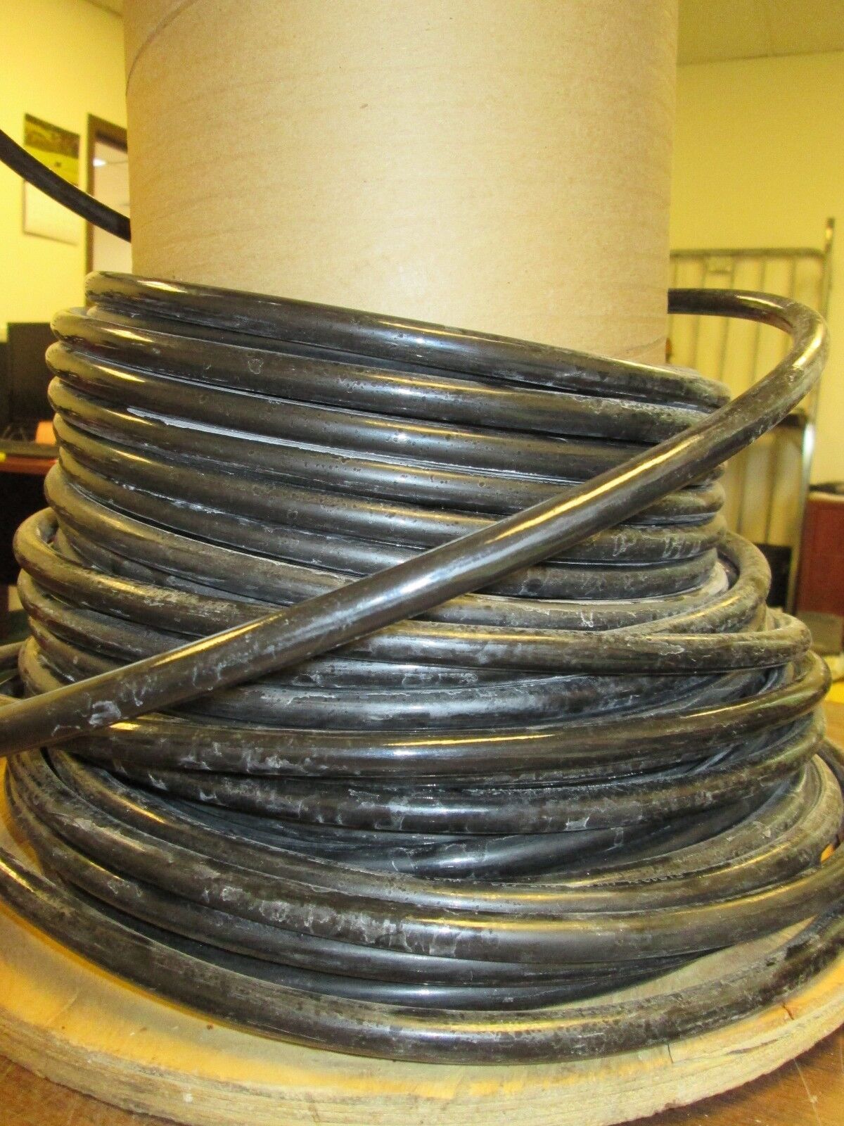 Insulated Wire E194031 1 AWG 600V Approx. 104 feet Used