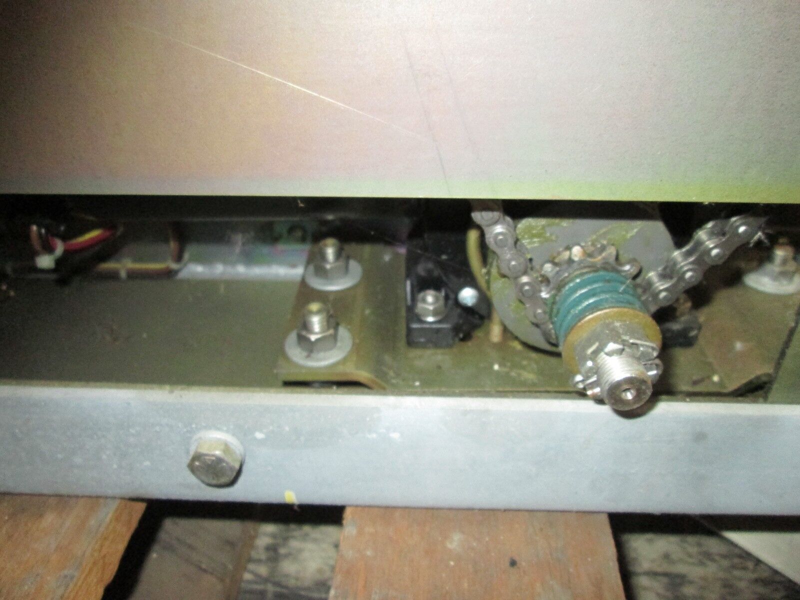 S&C AS-30 Switch Operator 38960-DHLQUW Type AS-30 115VAC Used