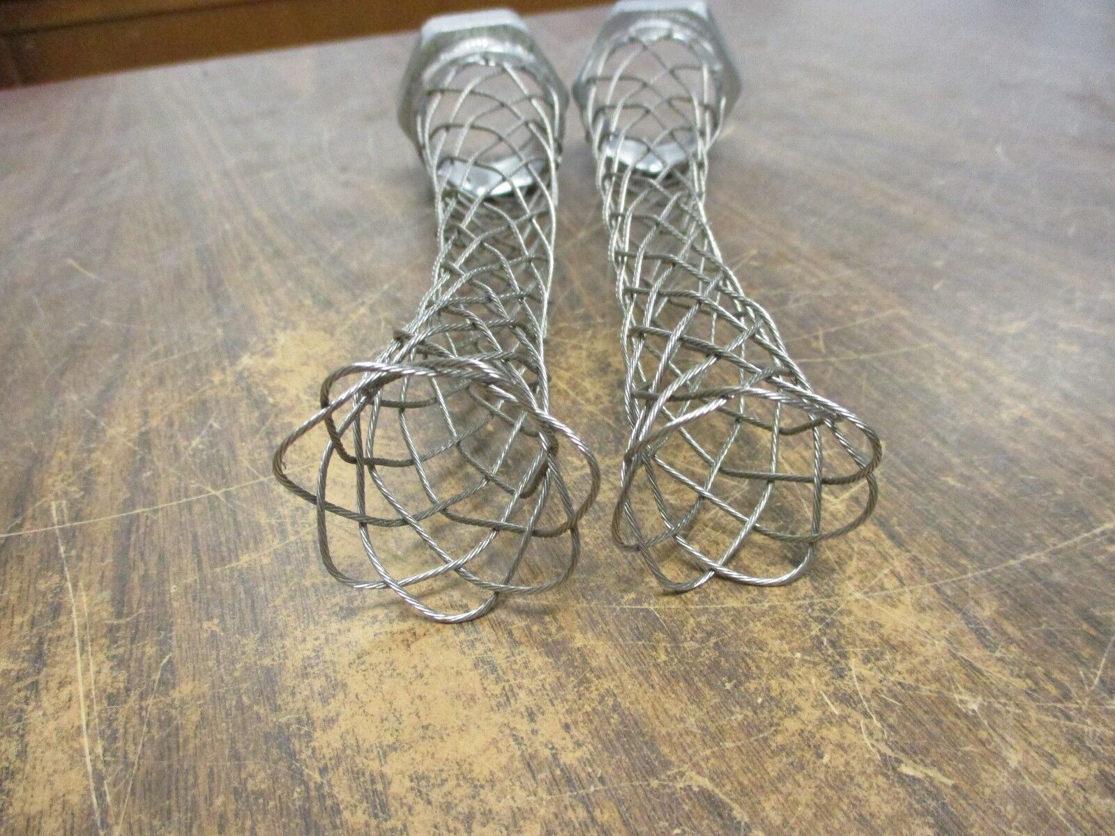 Hubbell Kellems Grip 074-09-3514 1" *Lot of 2* Used