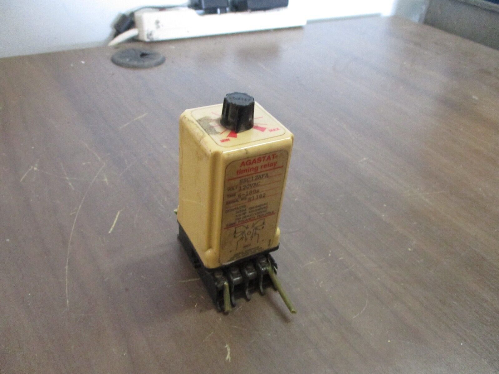 Agastat Timing Relay SSC12AFA 120VAC Time: 6-180s w/ Base Used