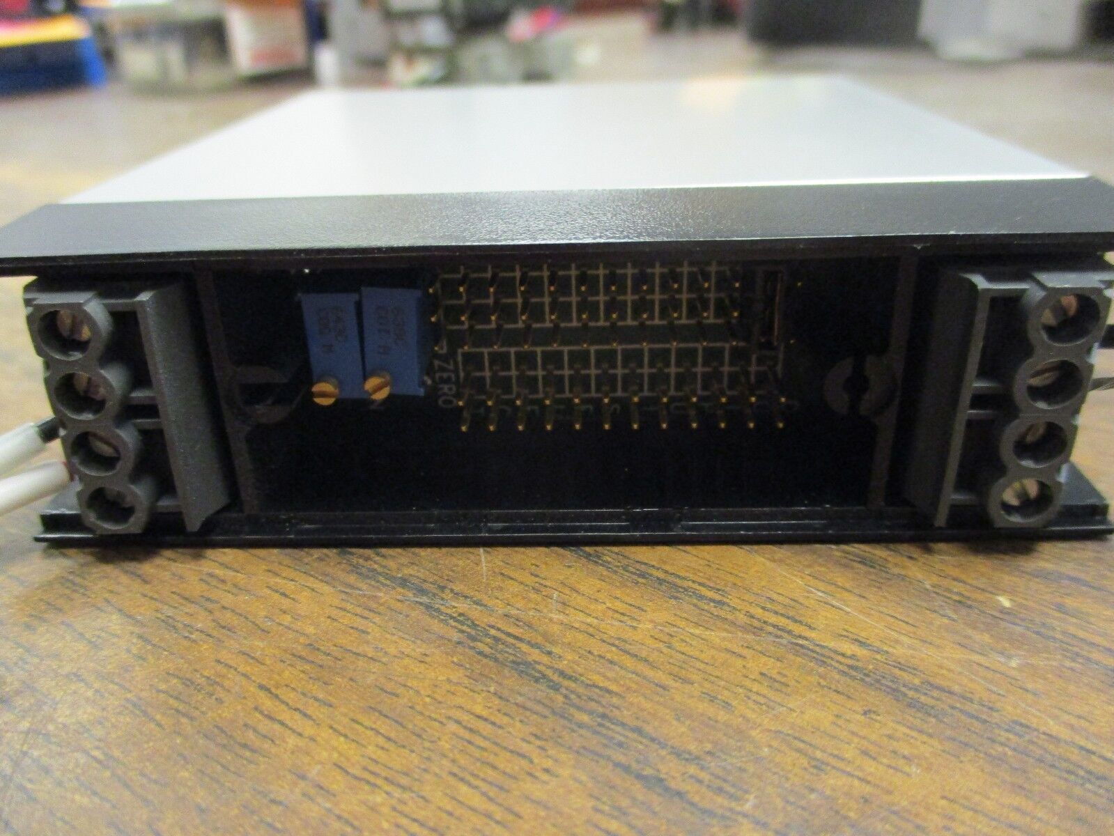 Wilkerson Frequency Isolated Transmitter DM7010 Input:0/50Hz Output:0/10VDC Used