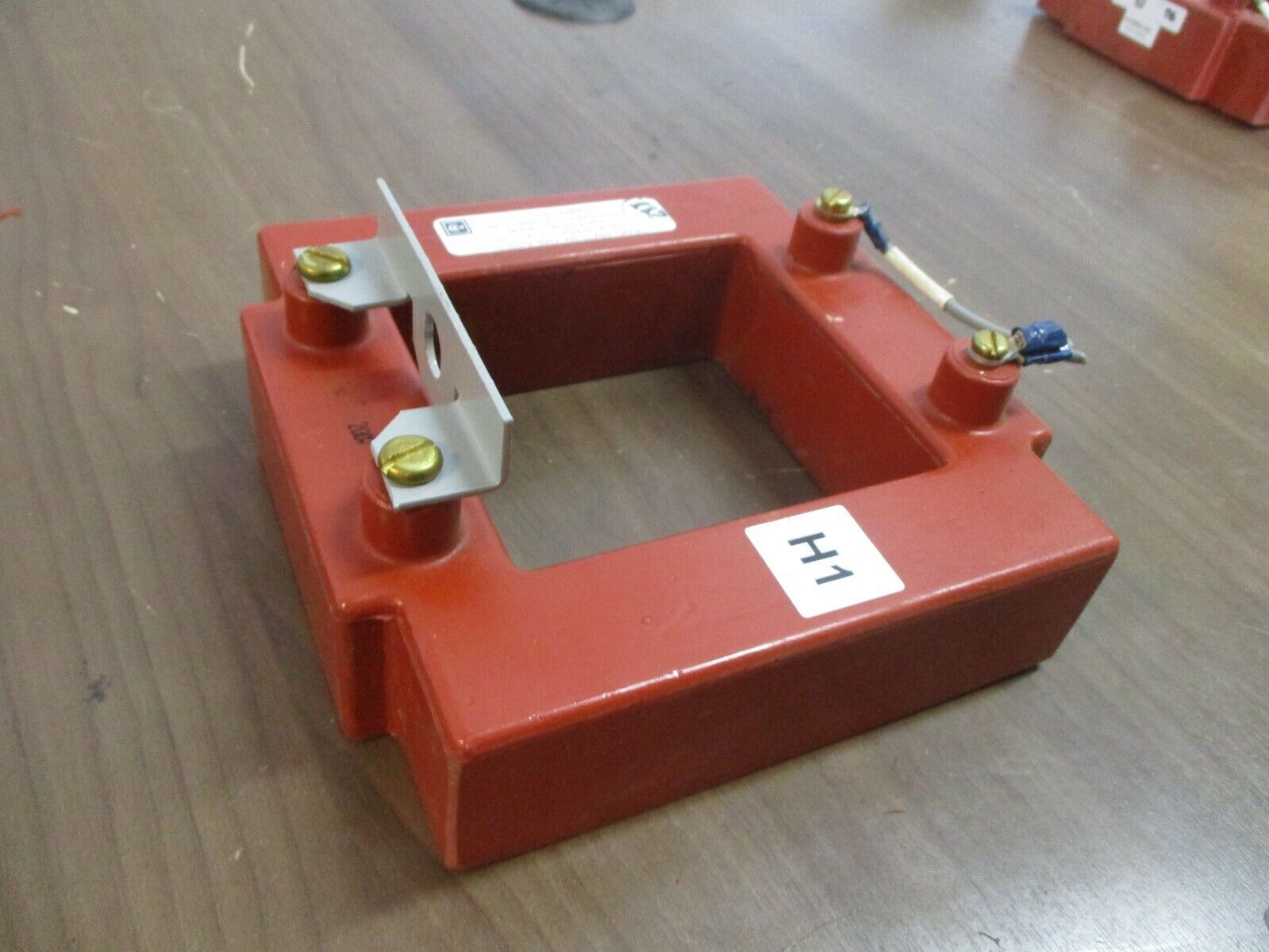 Cutler-Hammer Current Sensor 9253C02H12 Model#: 536-SD-27974-12 Ratio 4000:5A