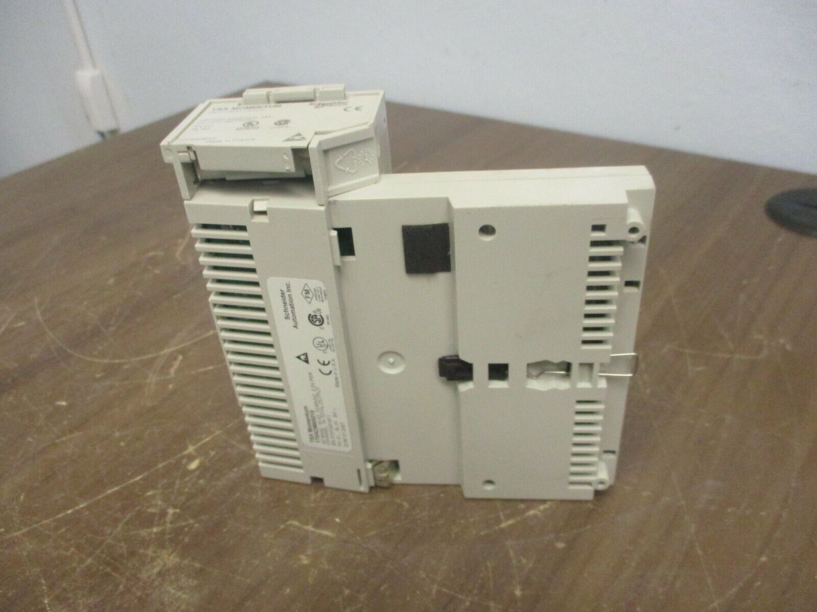 Schneider Electric TSX Momentum Processor w/ I/O Base 171CCC78010 512K Used