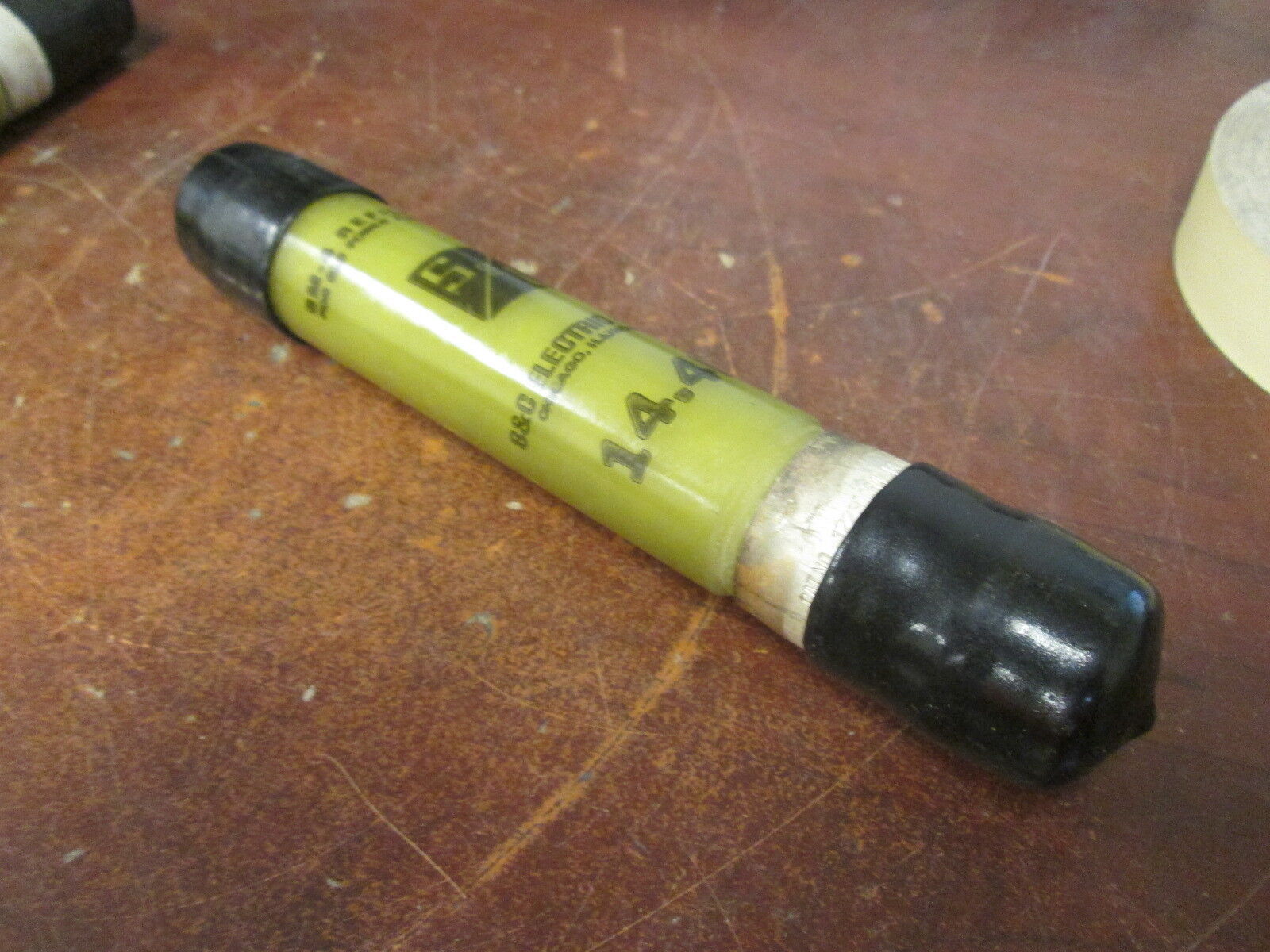 S&C SM-4 Fuse Refill 122500R4 200E 14.4KV *No Box* New Surplus