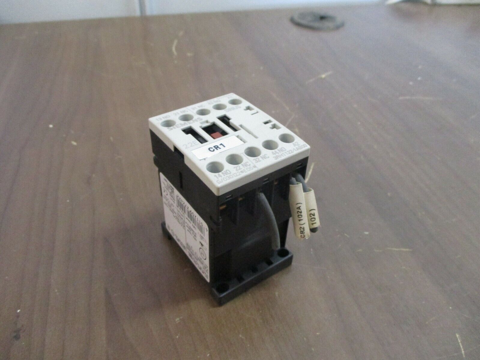 Siemens Sirius Contactor 3RH1122-1AB00 24V Coil 10A Used